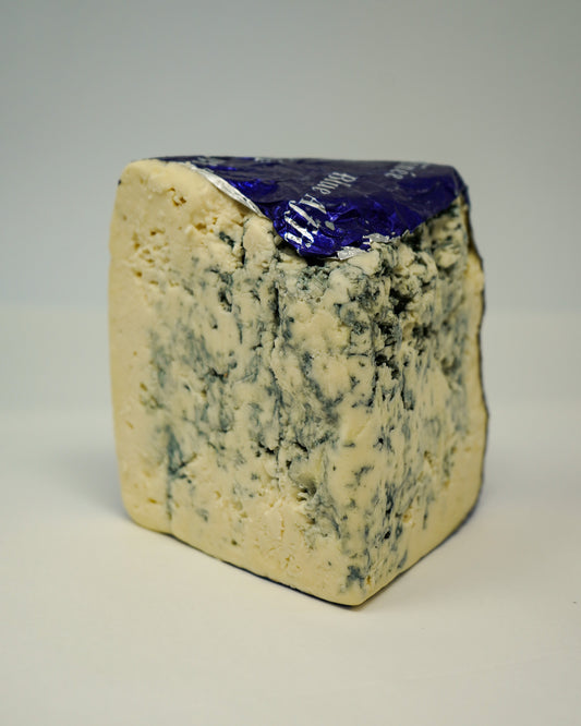 'Hause'-Aged Buttermilk Bleu