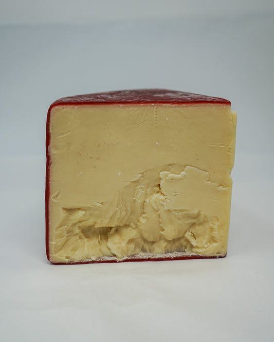 'Hause'-Aged Weiss Cheddar